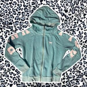 teal vs pink zipup